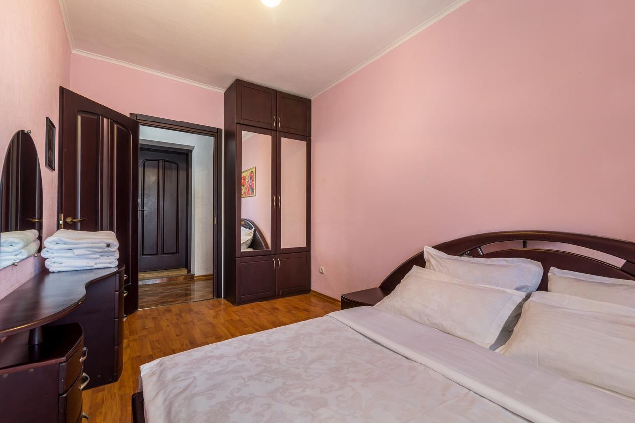 Lux 3-bedroom Area